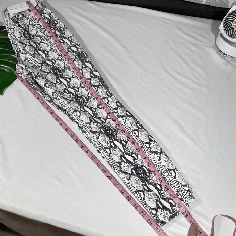 NWT FRAME [ 25 ] Ali Ultra High‎ Rise Python Ciga… - image 7